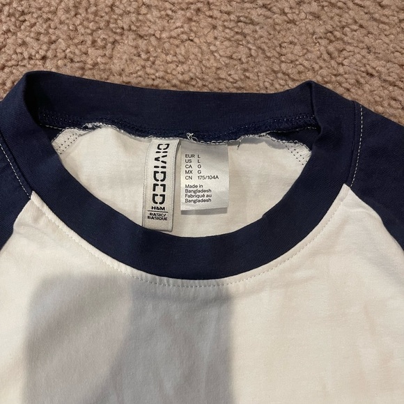 H&M DIVIDED (Junior) Basic CrewNeck Crop Top Tee - Picture 2 of 9